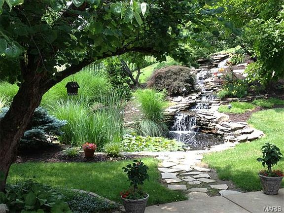 3rd image of 13643 Amiot Dr