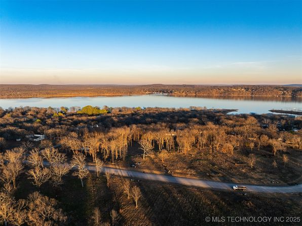 74036 S Fir Rd, Wagoner, OK 74467