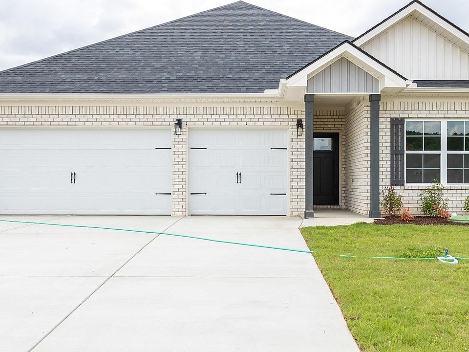 1st image of 29613 Eagle Brook Dr