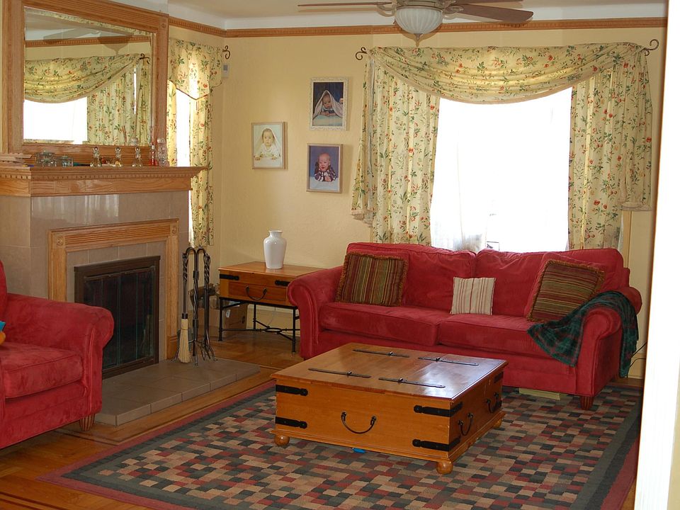 Come sit in the formal living room