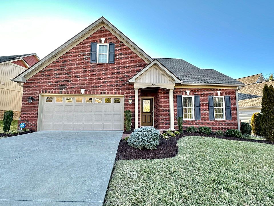 1st image of 3607 Colonial Court Dr