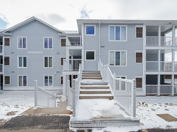 10 Mulligan Ln #9, Wasaga Beach, ON L9Z 1C4