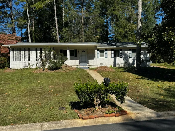 1497 Drayton Woods Dr, Tucker, GA 30084