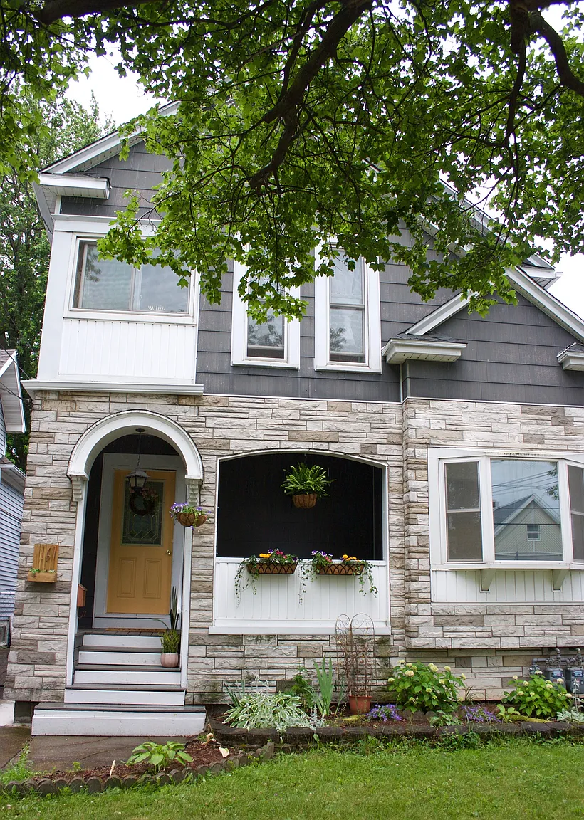 167 Crystal Ave photo 1