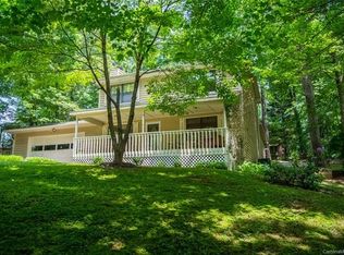 30 Oakwood Rd, Candler, NC 28715