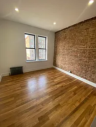 Rented by City Prime Commercial Realty 