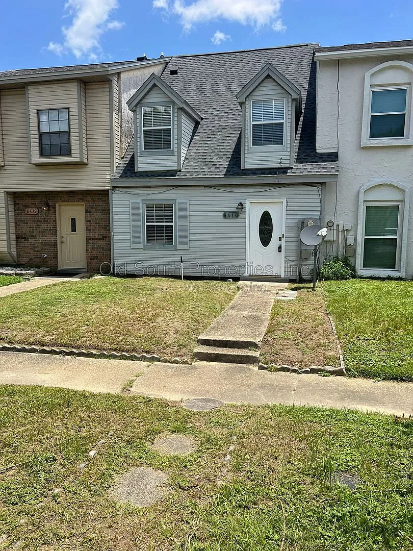2 bed, 2.5 bath, 1408 sqft, $1,500 — Photo 1
