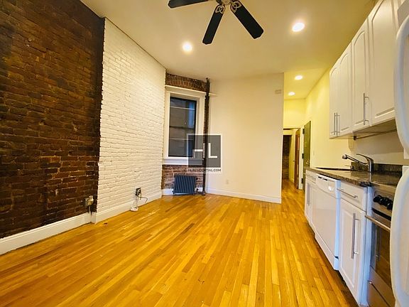 2nd image of 31 Avenue C #1A