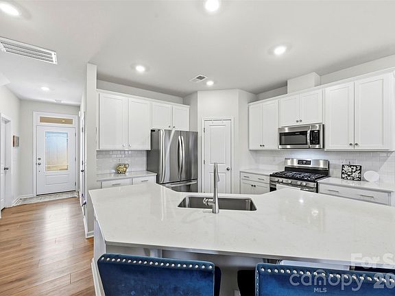 2nd image of 5030 Moss Pine Way