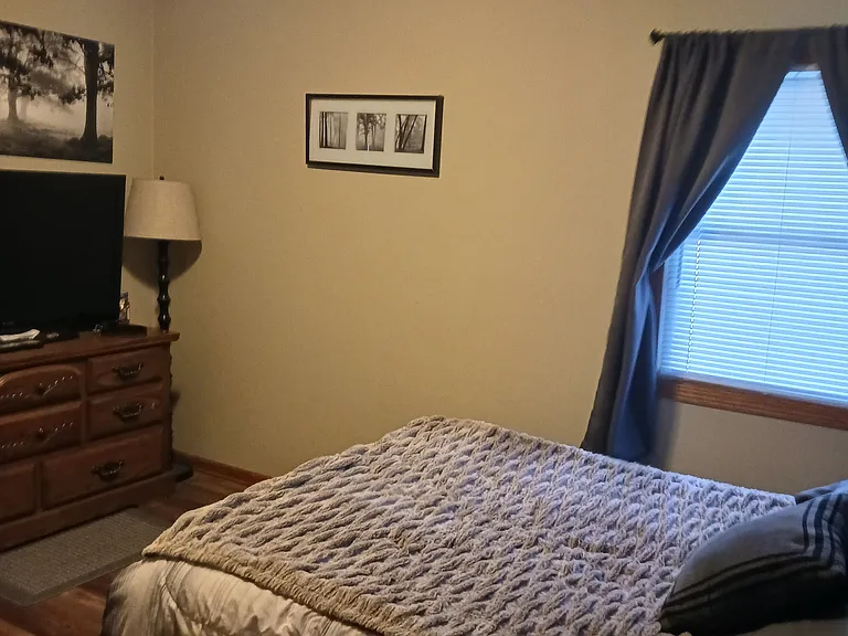 11219 Bittersweet St NW — Photo 8