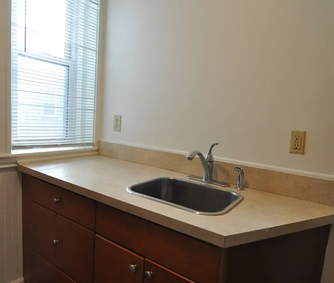 131 Park Dr #11 — Photo 8