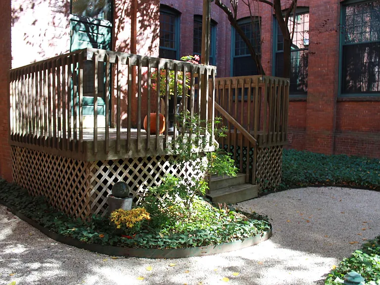 Entrance to interior courtyard
