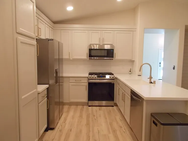 519 Crimson View Pl — Photo 11