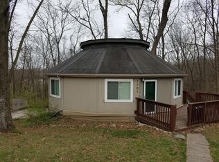 7703 W Oakwood Cir, Columbia, MO 65202