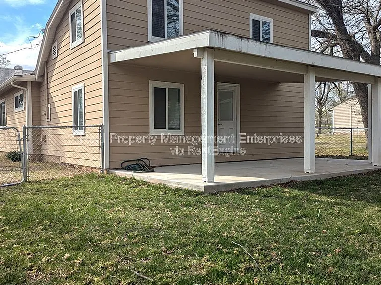 600 N Poplar Ln — Photo 25