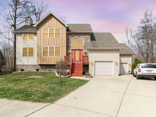 381 Lake Vista Ct, Porter, IN 46304