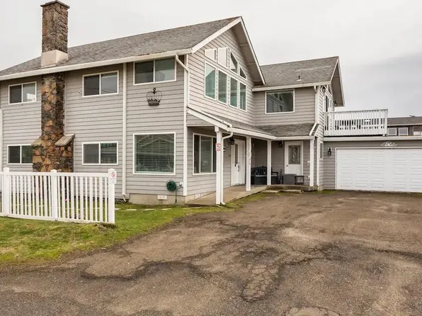 604 S Pacific St, Rockaway Beach, OR 97136