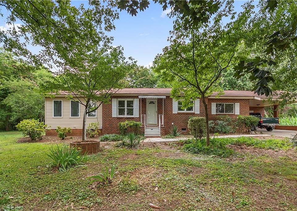 112 S Edward St, Calhoun, GA 30701 MLS 7232142 Zillow