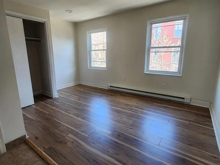 242 S 22nd St #1 — Photo 3