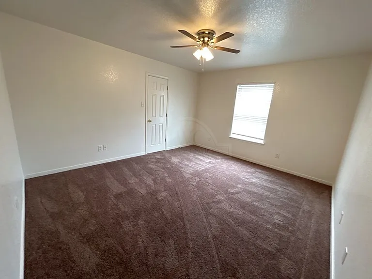 308 Cedar Ridge Dr — Photo 22