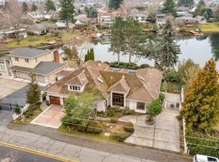 21530 NE Blue Lake Rd, Fairview, OR 97024