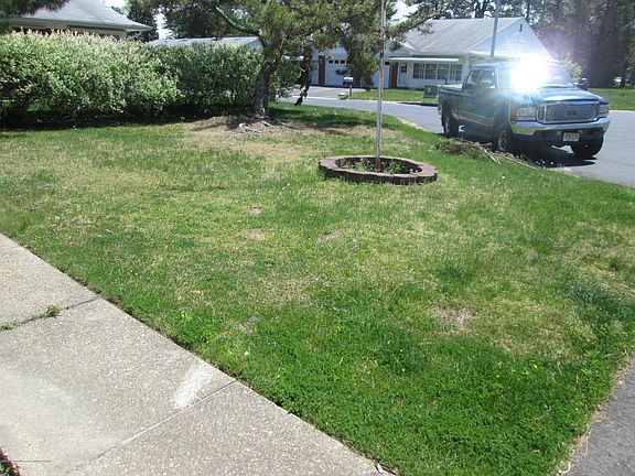 4th image of 114 Fairway Lane #B