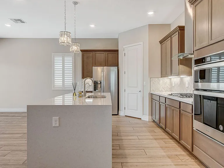 4124 Elegant Chateau St — Photo 11