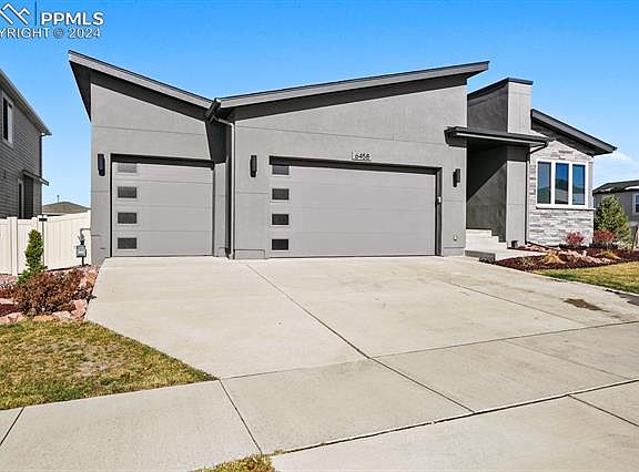 2nd image of 6458 Cumbre Vista Way