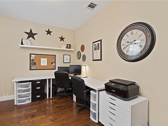 3rd image of 3949 Ringdove Way