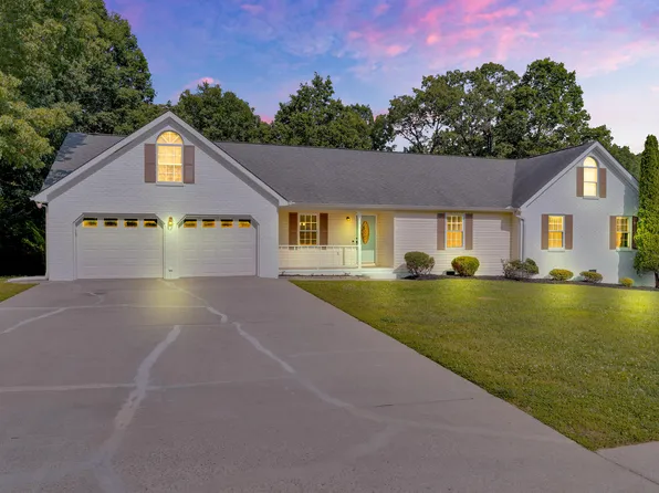 656 Blue Bird Ln, Ringgold, GA 30736