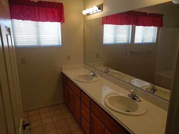 5th image of 20423 Little Bear Ct