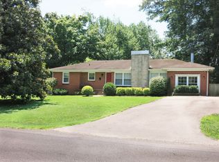 1627 College Farm Rd, Murray, KY 42071