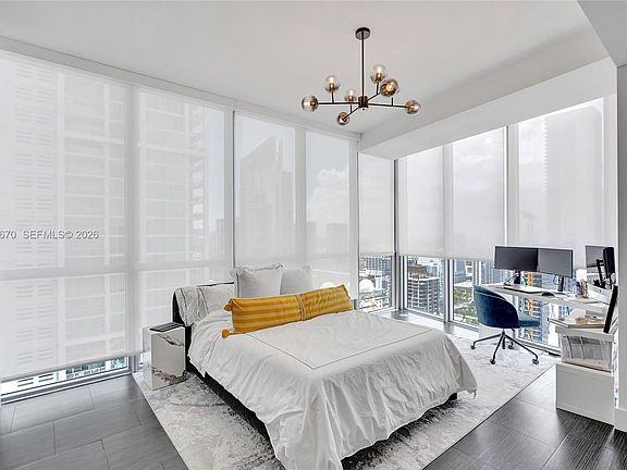 3rd image of 1100 Biscayne Blvd #3708S