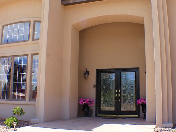 4th image of 5709 Maurice Bell Dr