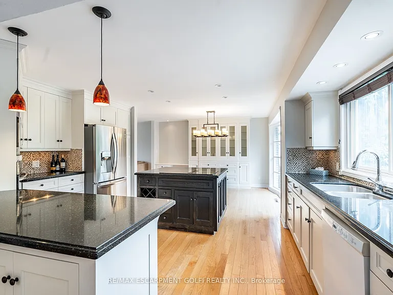 273 Riverview Blvd — Photo 10