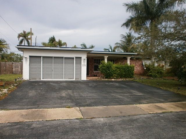 1st image of 1684 SE 10th Ave