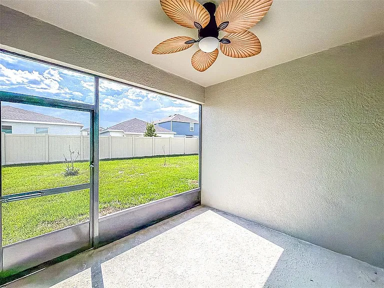 628 Reggie Rd — Photo 33