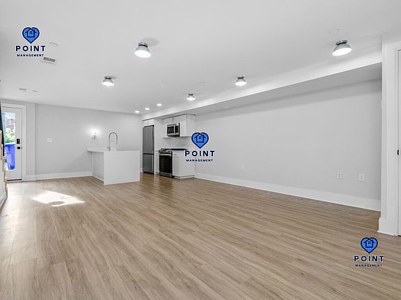 2nd image of 2 Hooten Ct Floor 1