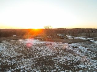 13106 Quinn Rd, Pleasanton, KS 66075