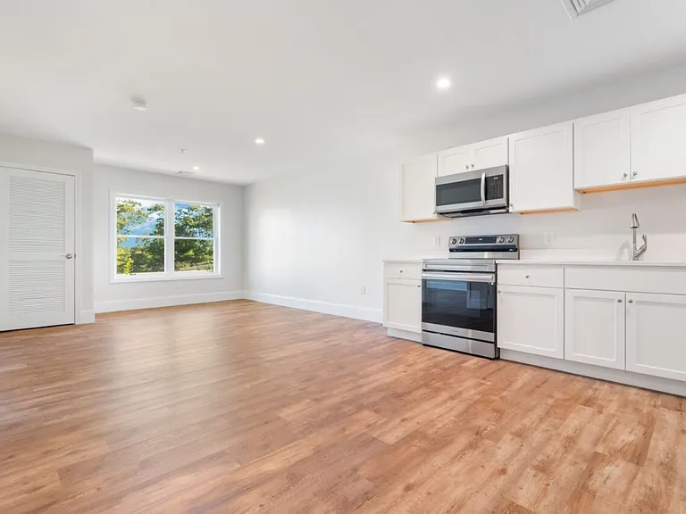 21 Paul Francis Way #24 — Photo 4