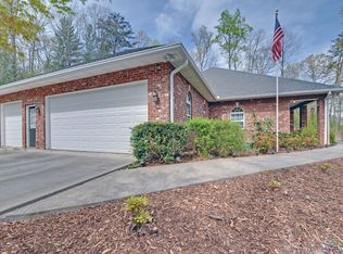 26 Dale Dr, Blairsville, GA 30512