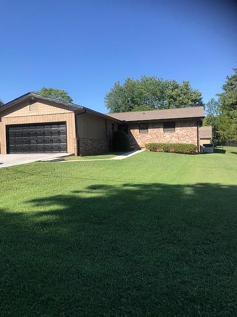 1st image of 330 Westmorland Dr