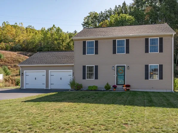 18 Richfield Way, Wilton, NH 03086