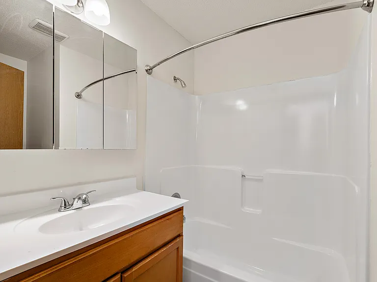 Dove Terrace Apartments — Photo 17