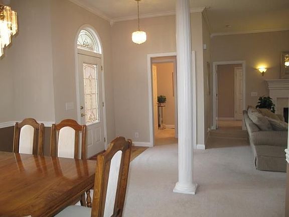 4th image of 1693 Anderson Rd