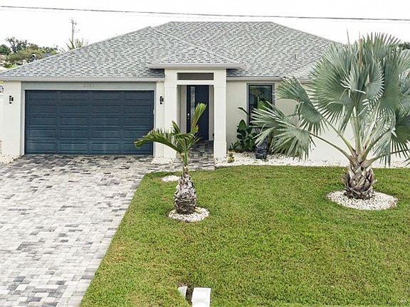 3rd image of 2813 SW 8th Place Cpe