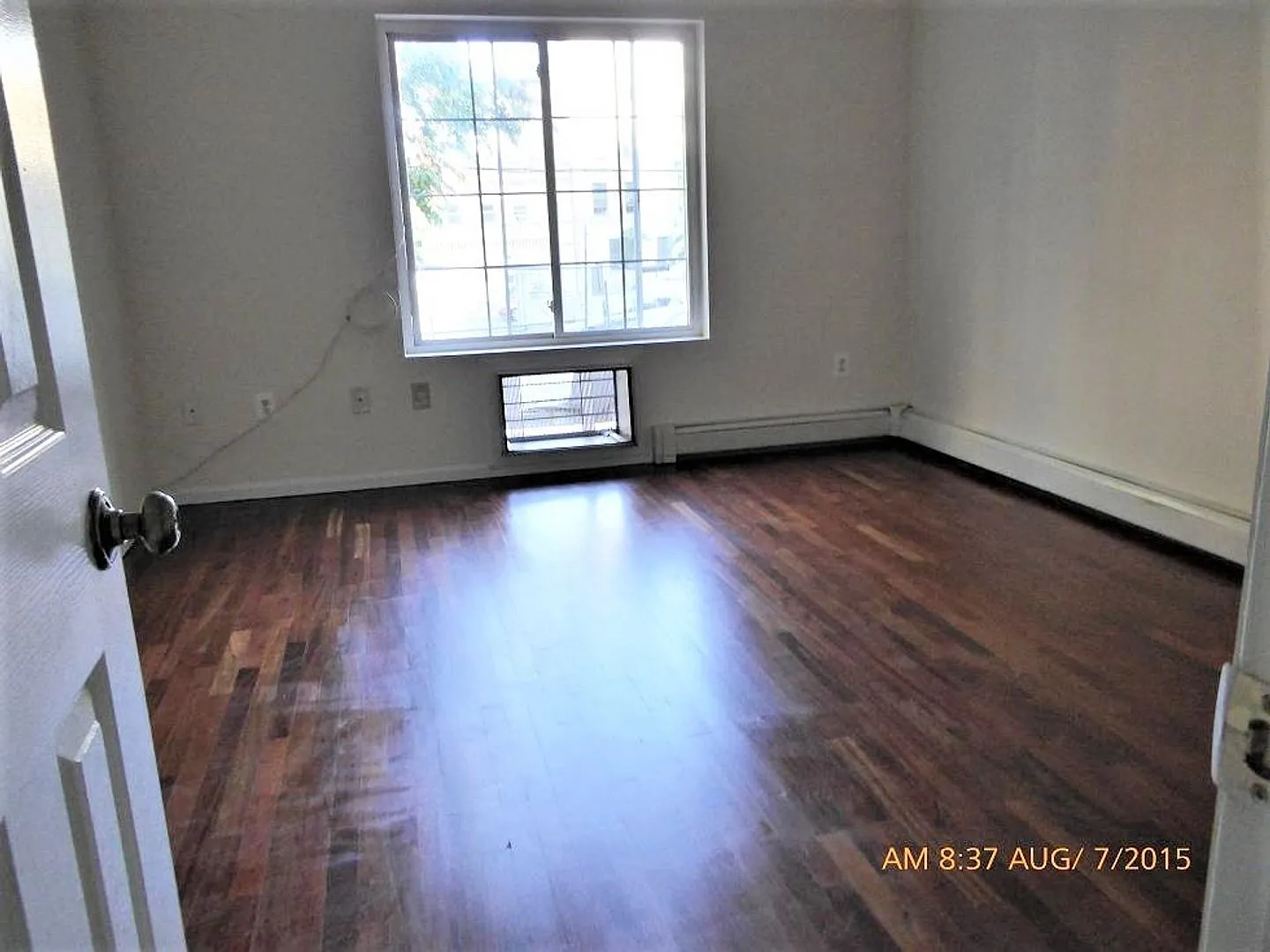 2471 Belmont Ave — Photo 2