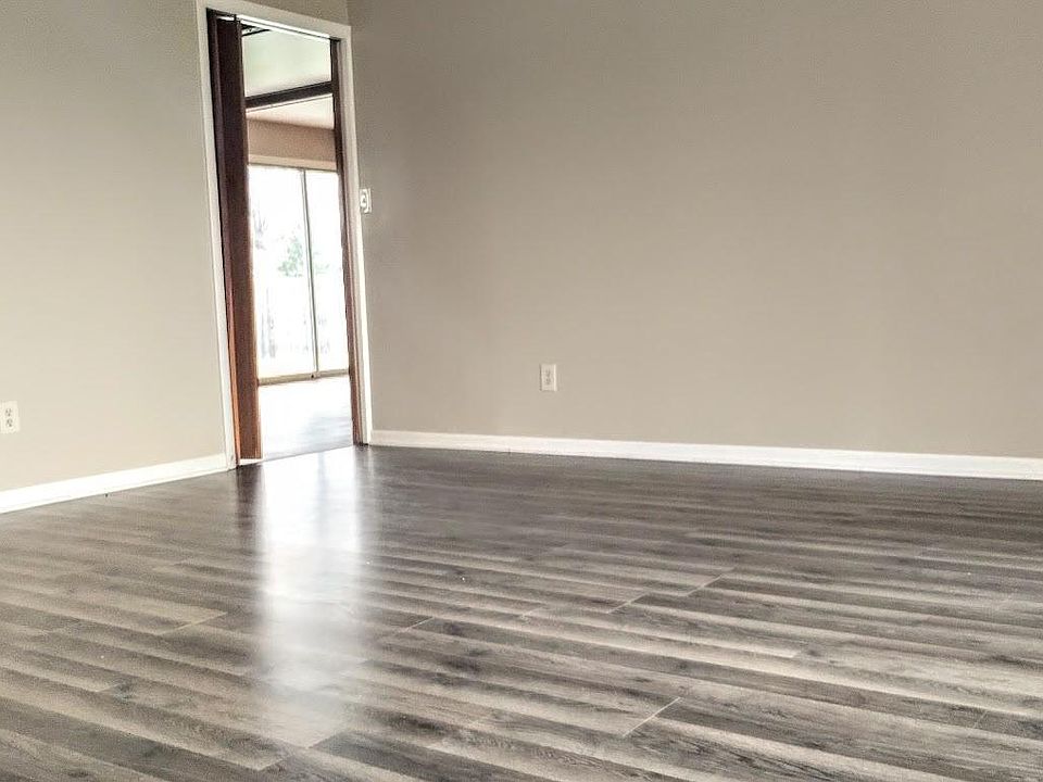 3711 Hessen Cassel Rd, Fort Wayne, IN 46806 Zillow