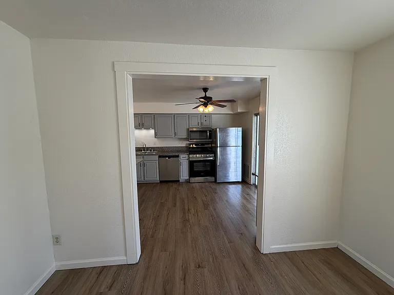 3145 Keats St — Photo 5