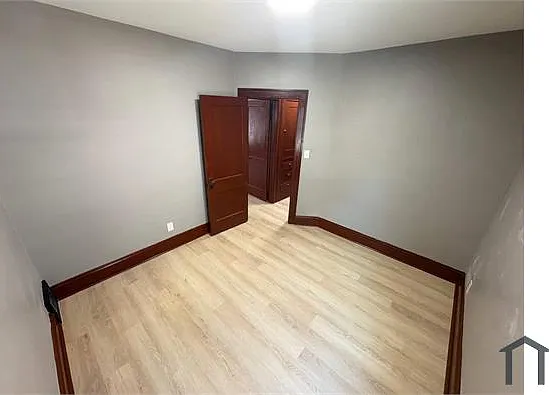 2 bed, 1046 sqft, $1,200 — Photo 4